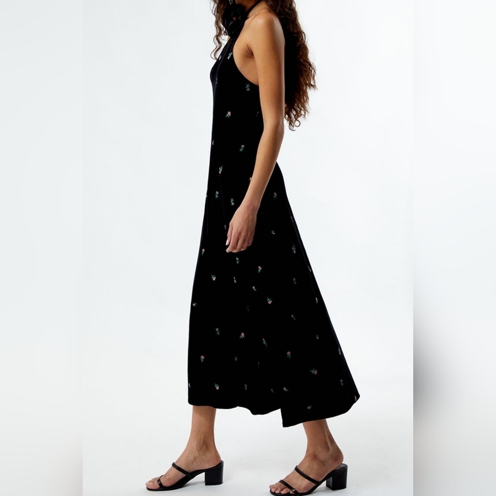 WeWoreWhat Women's High Neck Velvet Flower Halter Midi Dress, Black, Size Medium - Picture 10 of 15